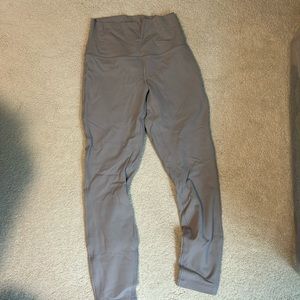 Lululemon Cream Align Leggings Size 8 28”